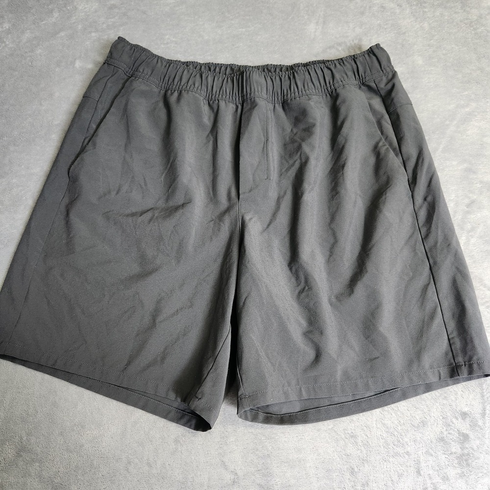Zella Men's Pyrite Performance Shorts Gray Size M Medium 7" Inseam Stretch Activ